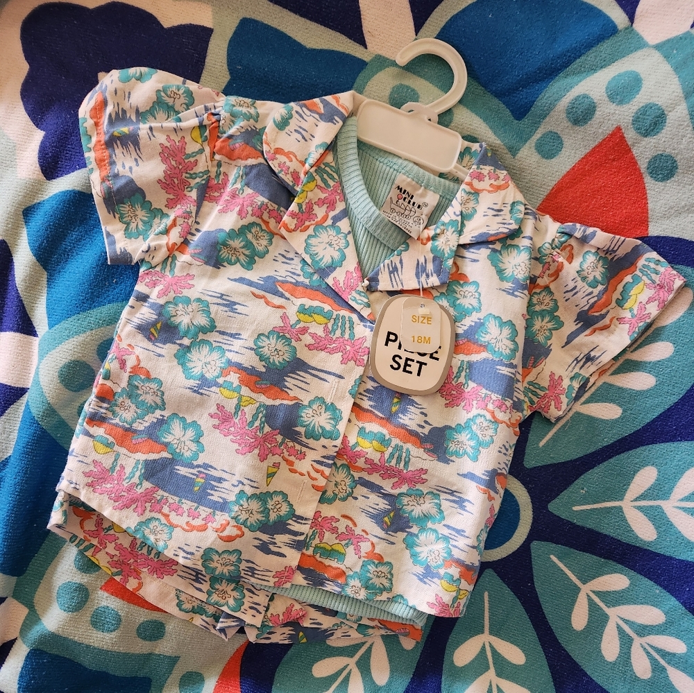 NWT 3 piece Hawaiian outfit size 18m